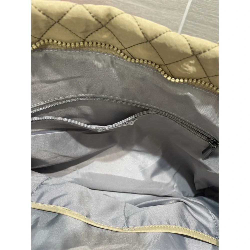 Hsitandy‎ Beige Waterproof quilted tote bag NEW
